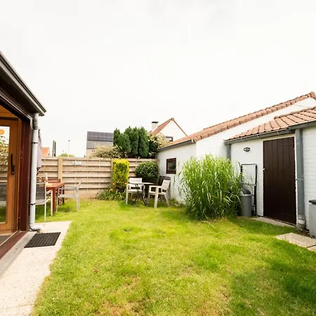 Reynaertpark With Parking By Interhome Bredene