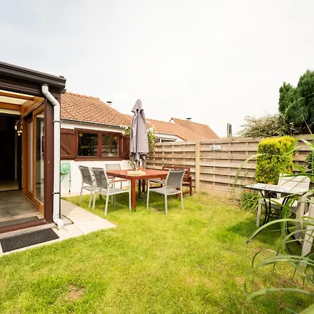 Reynaertpark With Parking By Interhome * Bredene