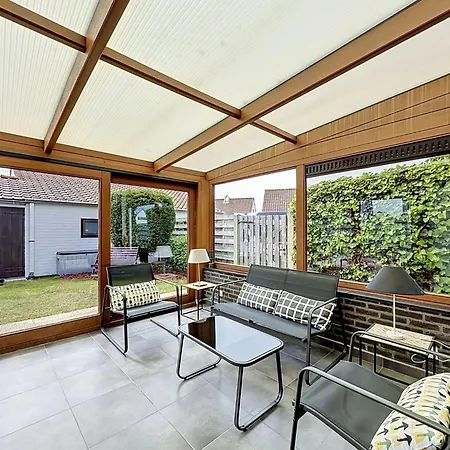 בית נופש Reynaertpark With Parking By Interhome ברדנה